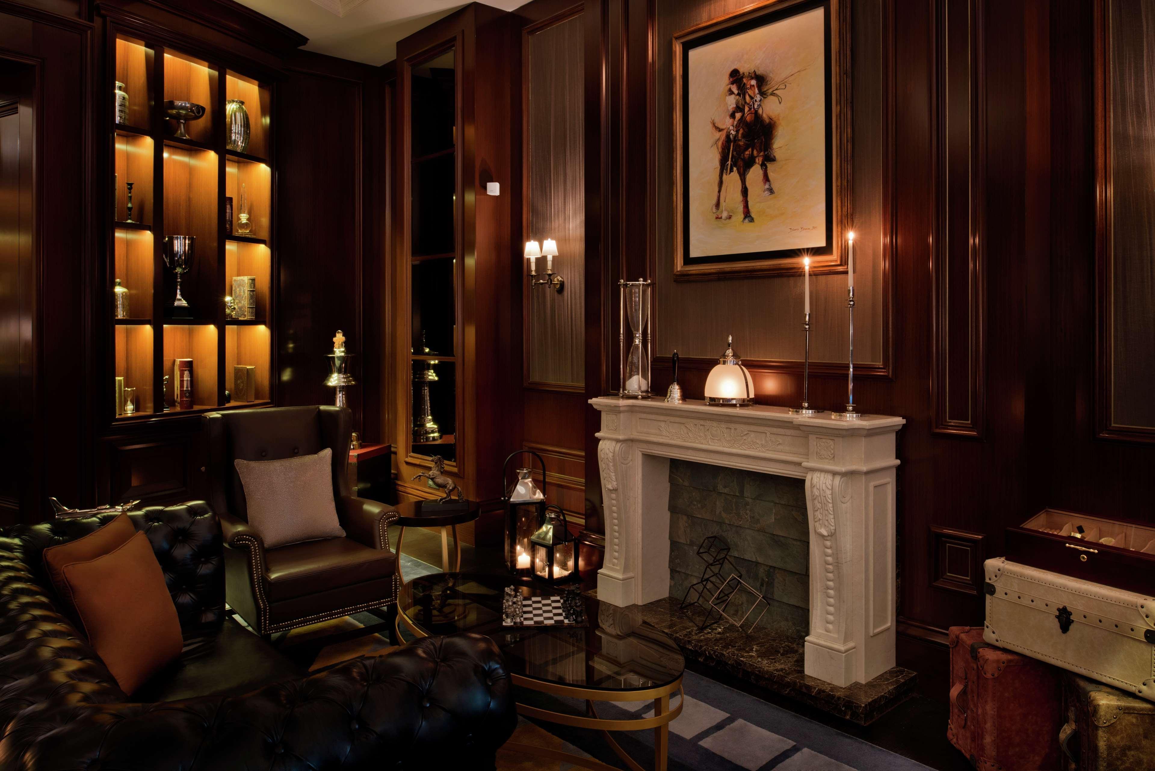 Al Habtoor Palace - Preferred Hotels & Resorts Dubai Exterior photo The Library at The Ivy