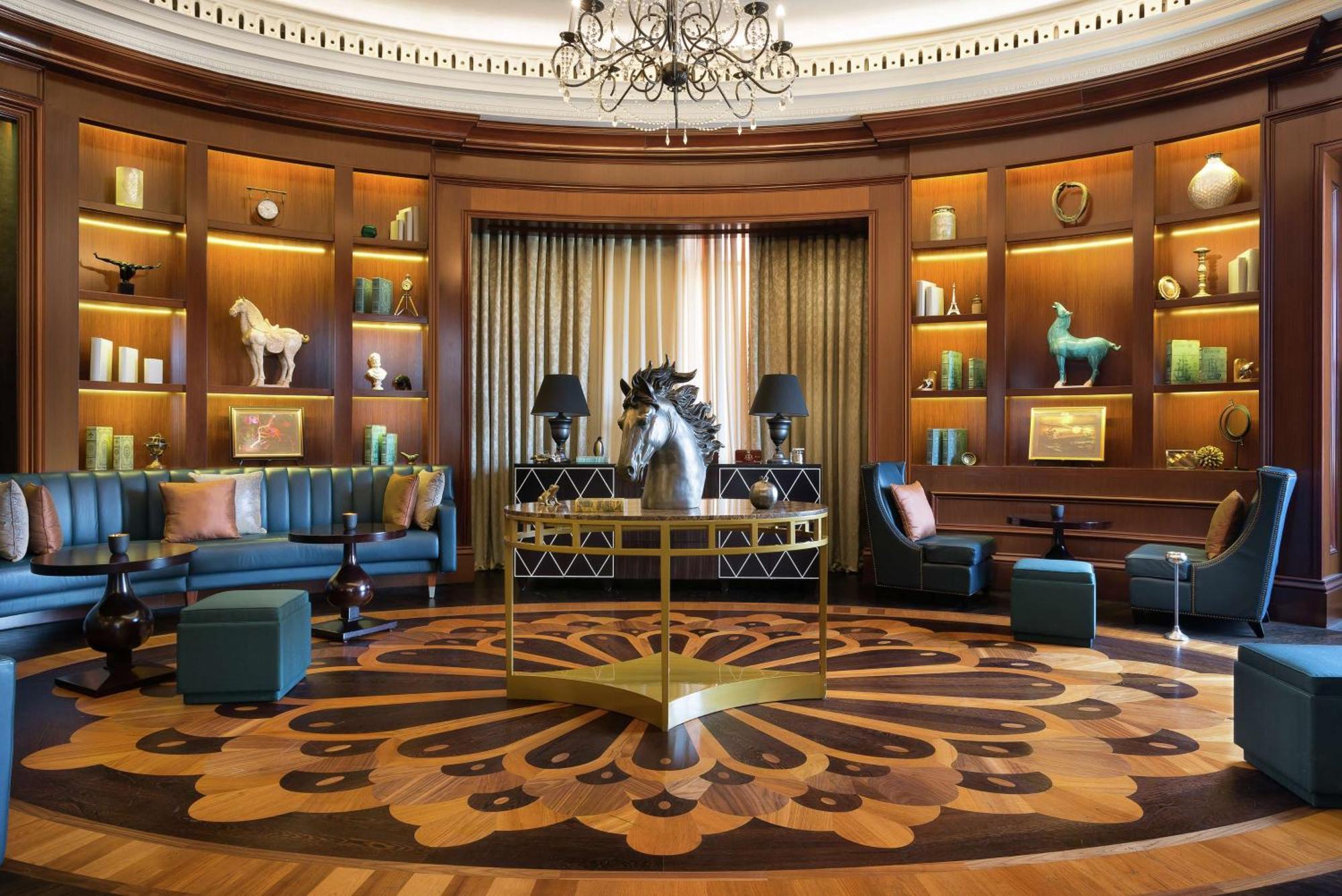 Al Habtoor Palace - Preferred Hotels & Resorts Dubai Exterior photo The lobby of the Four Seasons Hotel