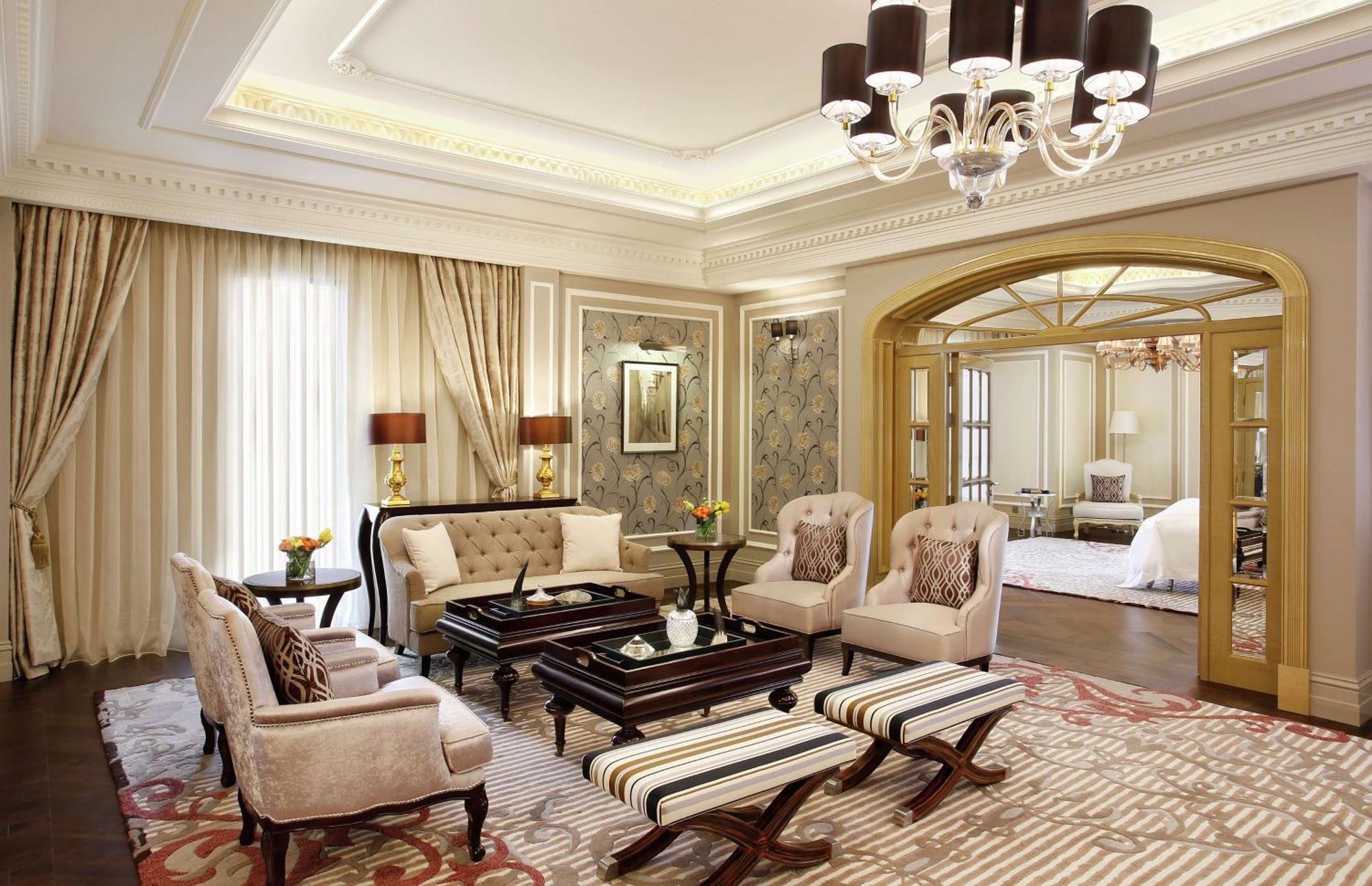Al Habtoor Palace - Preferred Hotels & Resorts Dubai Exterior photo A suite at the hotel